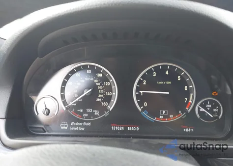 2013 BMW 528I xDrive z USA, uszkodzony, nr VIN WBAXH5C55DD110310